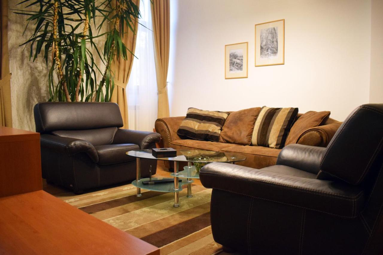 Hunting House Hotel Turija Esterno foto
